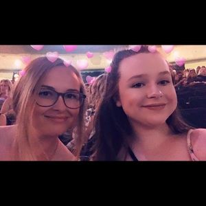 Meet your Posher, Maddie